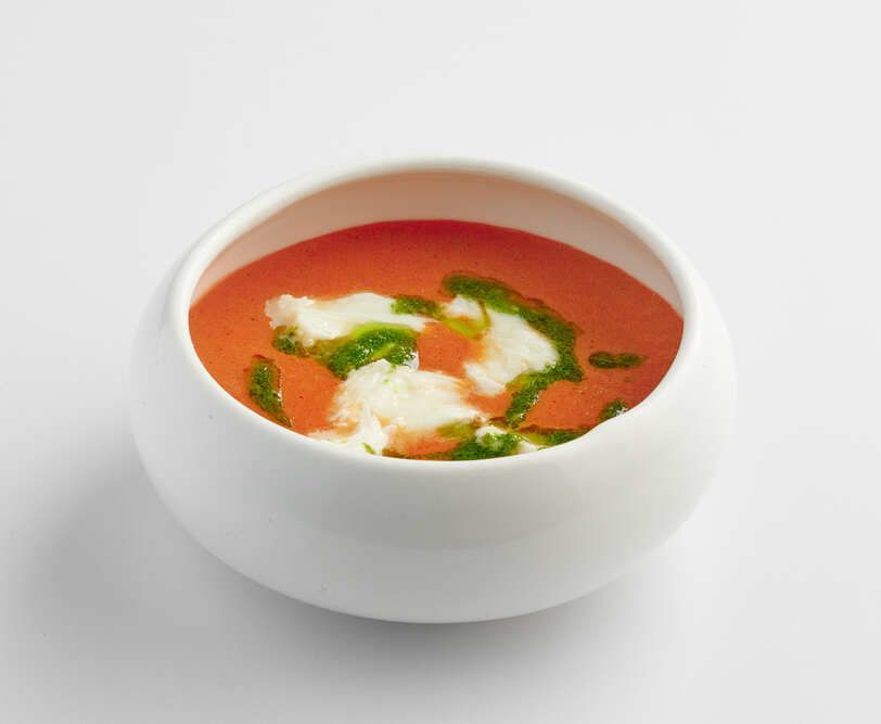 Суп-пюре из копченых томатов с сыром моцарелла